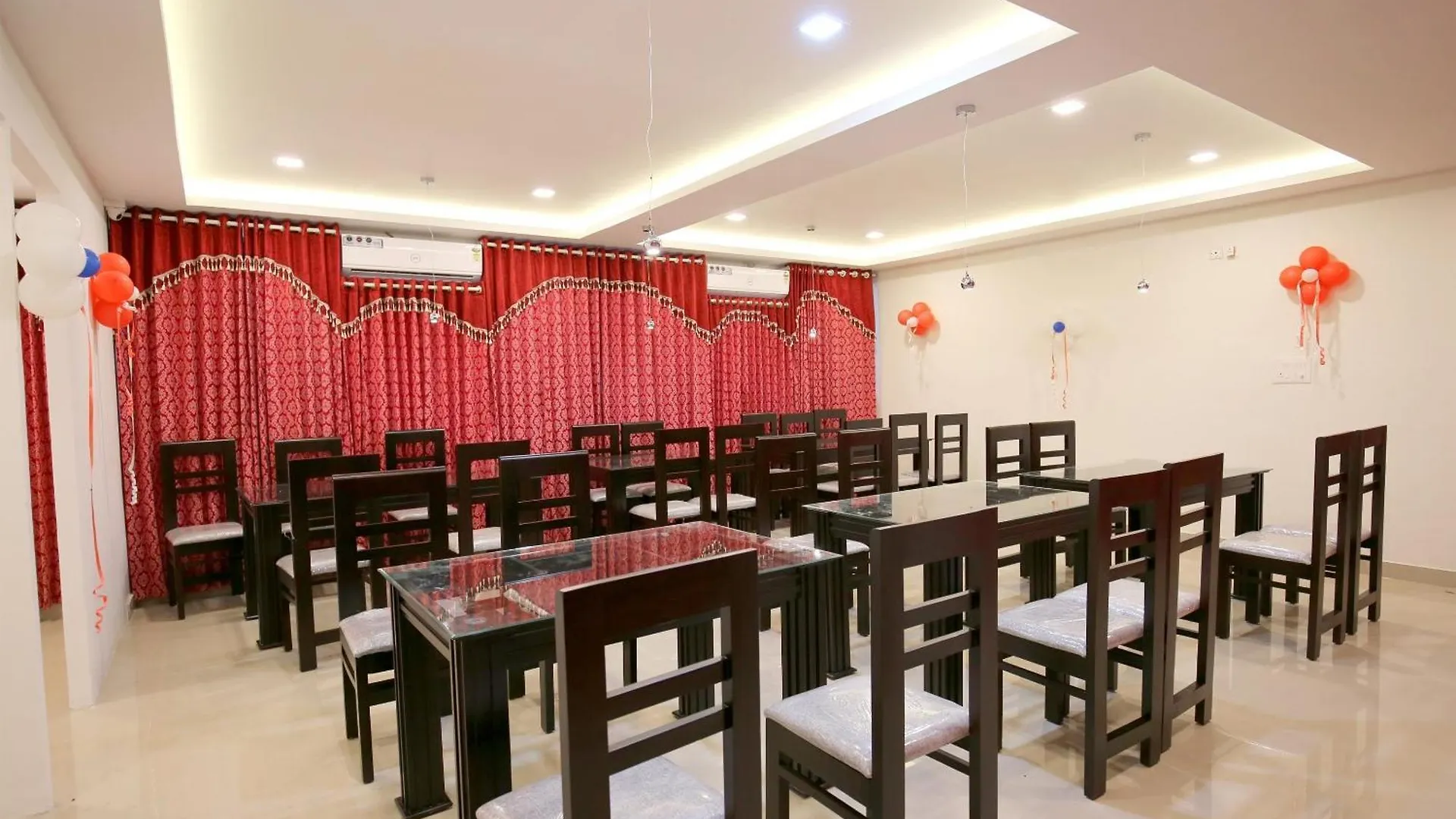 Super Hotel O Technopark Formerly Le Frank Trippapur