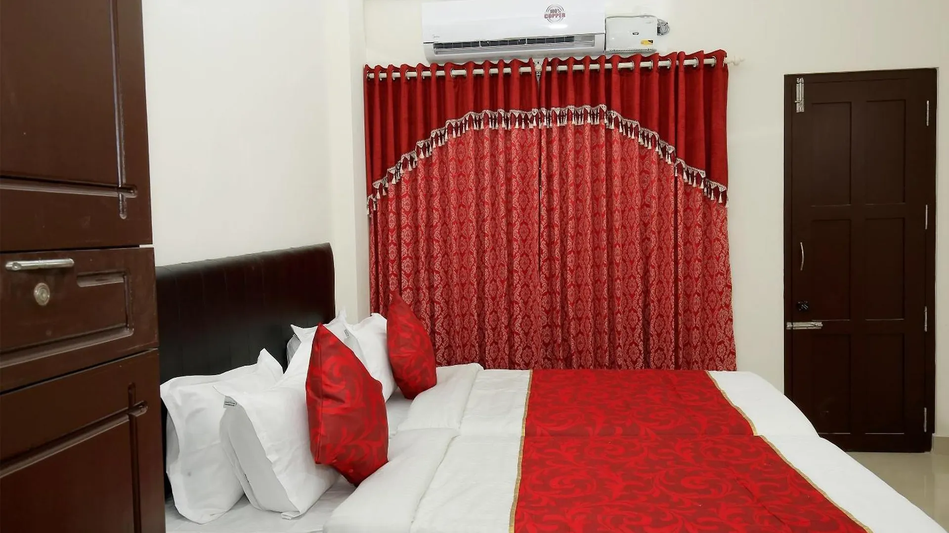 Super Hotel O Technopark Formerly Le Frank Trippapur