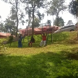 Resort Pappys Nest Holiday, Kenichira